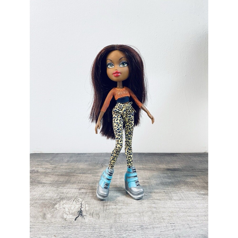 MGA 2015 Retired BRATZ Hello My Name Is SASHA Doll Toys R Us Exclusive